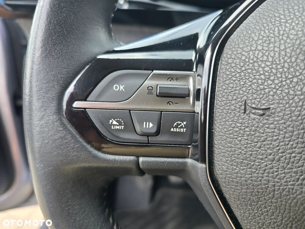 Peugeot 308 - 28