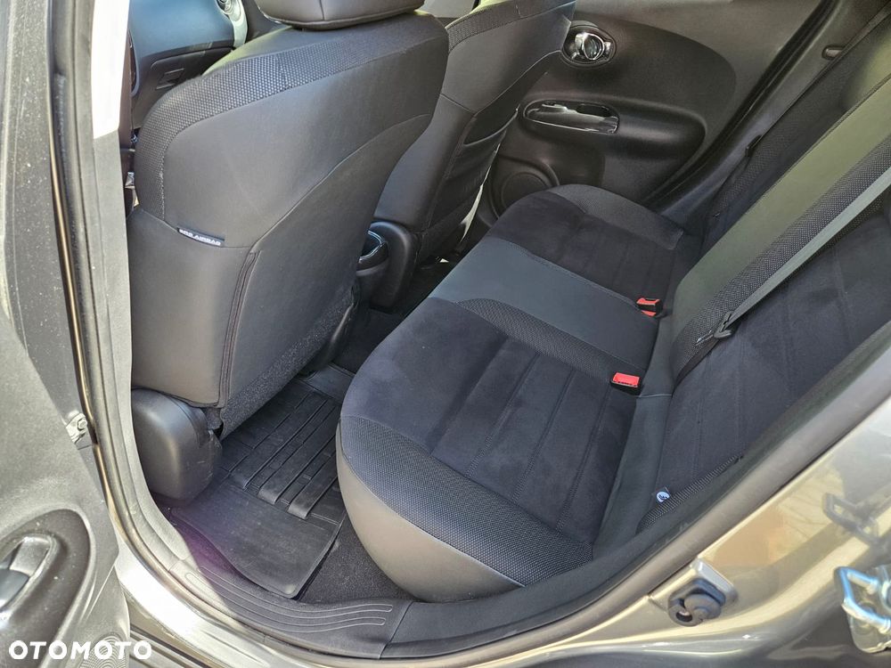 Nissan Juke 1.6 Tekna - 17