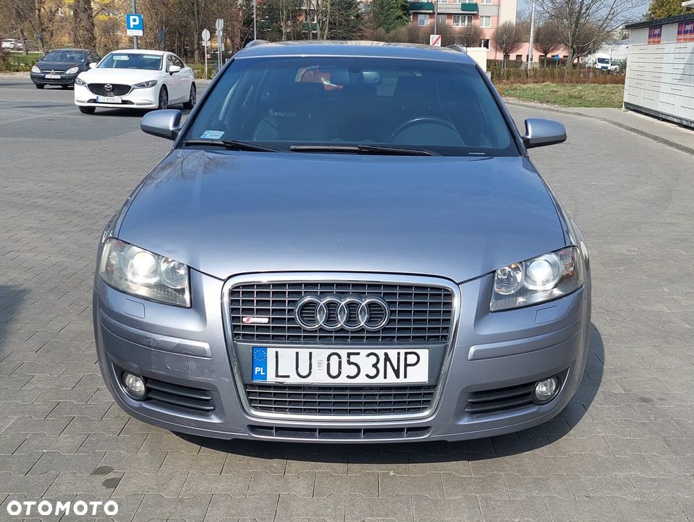 Audi A3 Sportback - 2