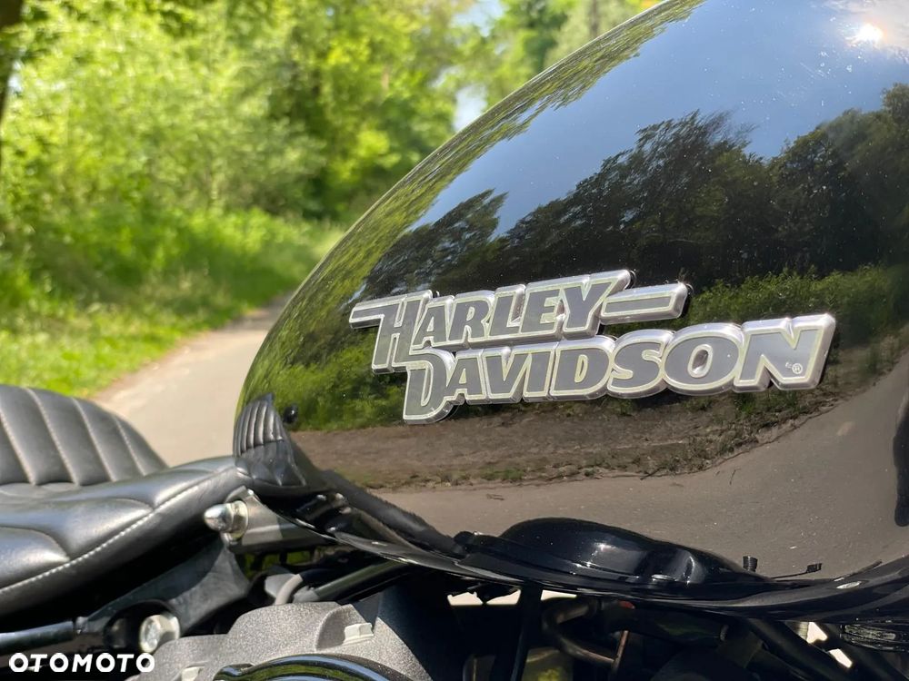Harley-Davidson Softail Street Bob - 6