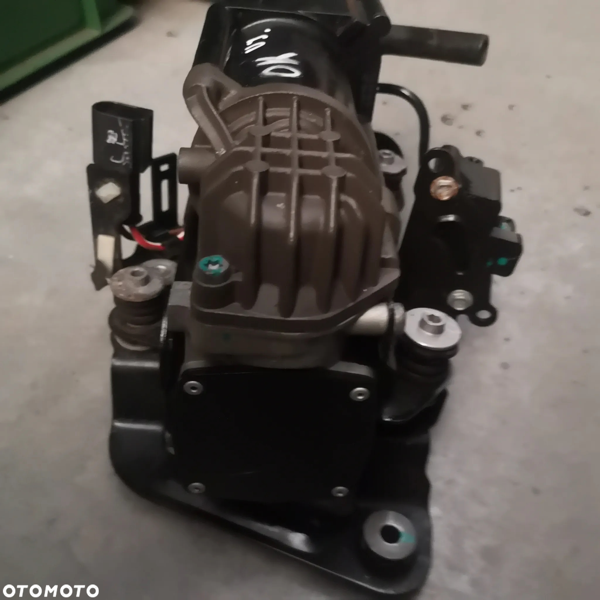 KOMPRESOR ZAWIESZENIA WABCO BMW G32 G31 - 5