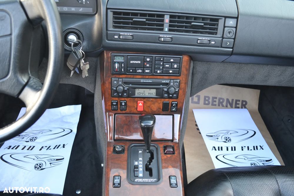 Mercedes-Benz SL - 16