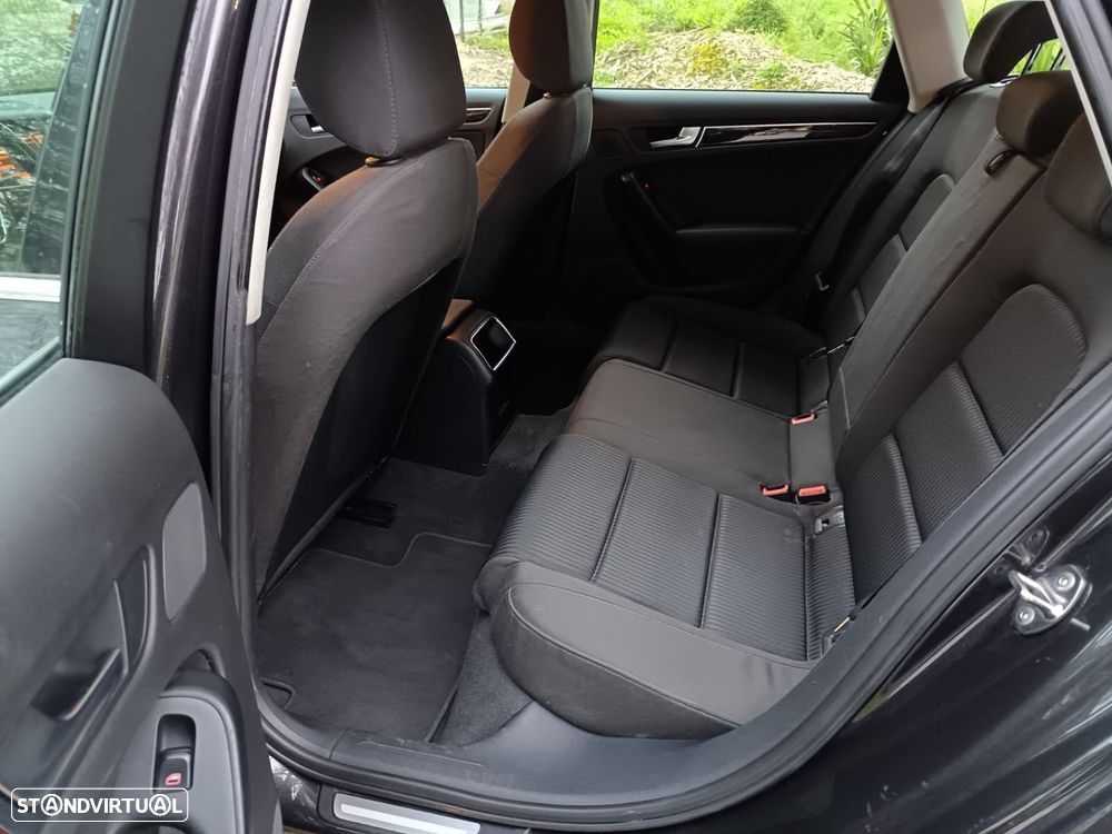 Audi A4 Avant 2.0 TDI - 11