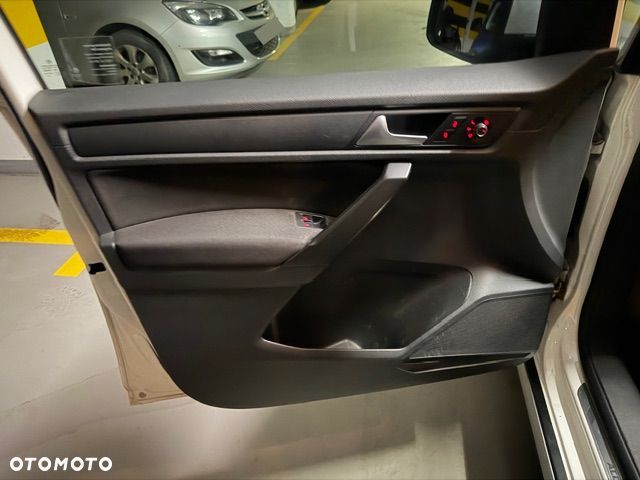 Volkswagen Caddy 2.0 TDI Alltrack DSG - 8