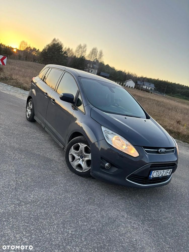 Ford Grand C-MAX - 15