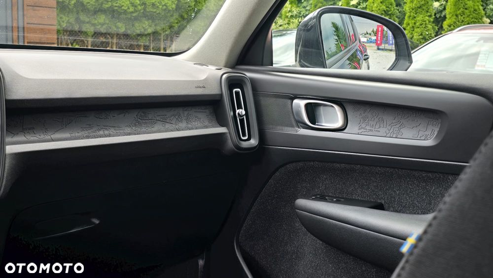 Volvo XC 40 D3 SCR Momentum Core - 10