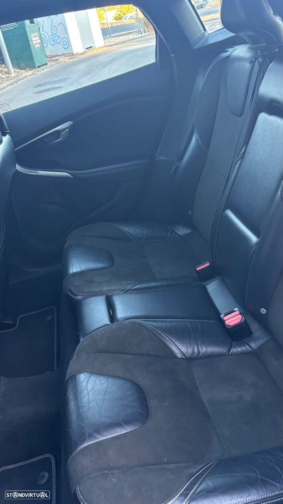 Volvo V40 - 9