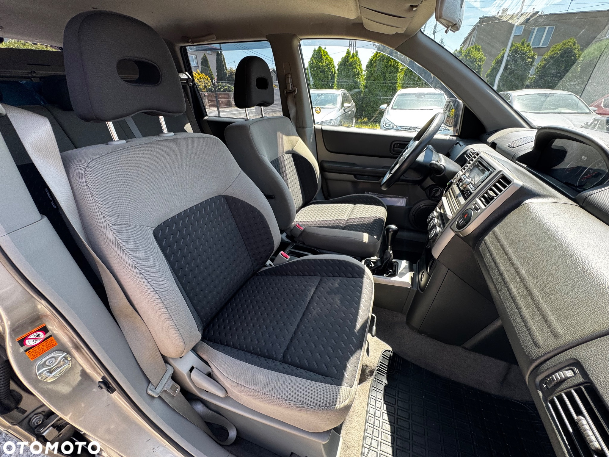 Nissan X-Trail 2.0 Comfort - 36