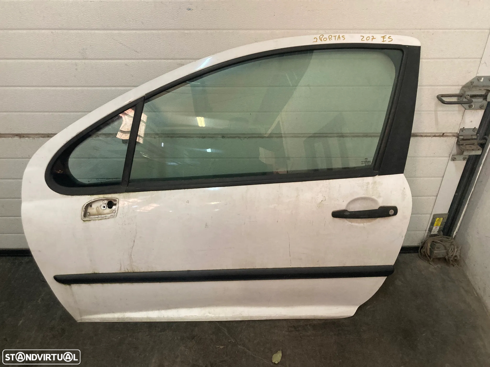 PORTA PEUGEOT 207 VAN 3P - FRENTE ESQUERDA / DIREITA - 3