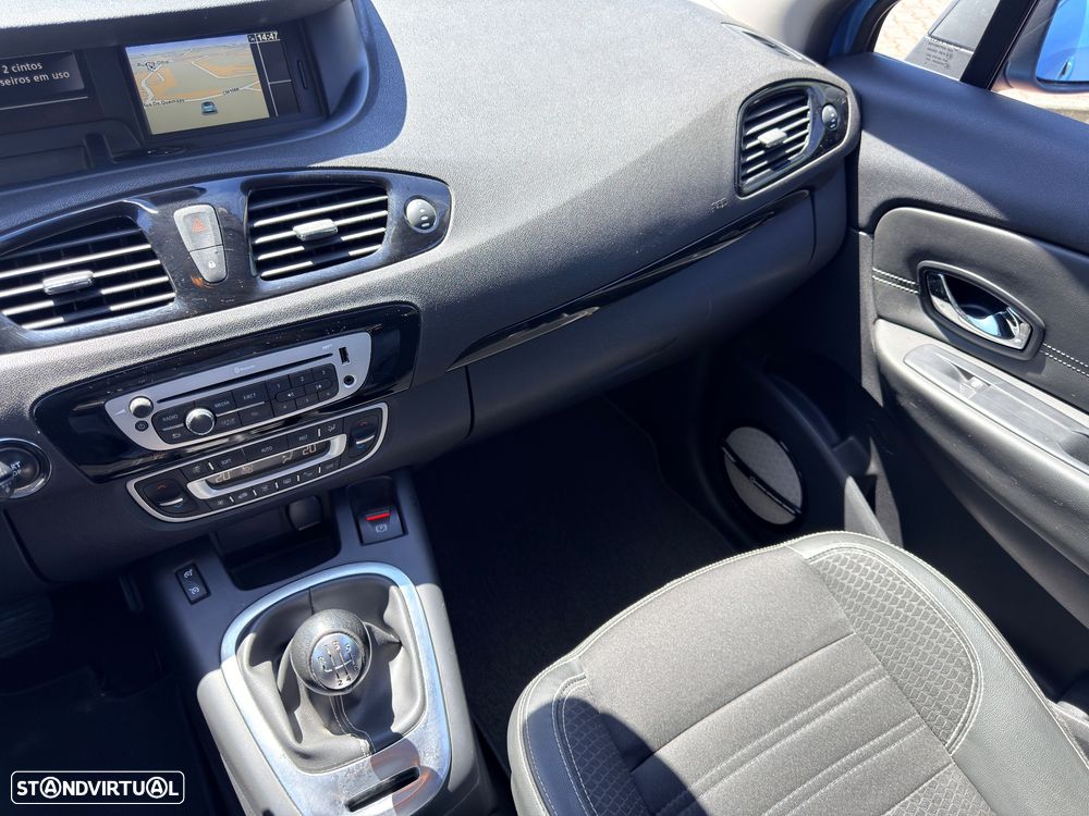 Renault Grand Scénic 1.5 dCi Bose Edition SS - 24
