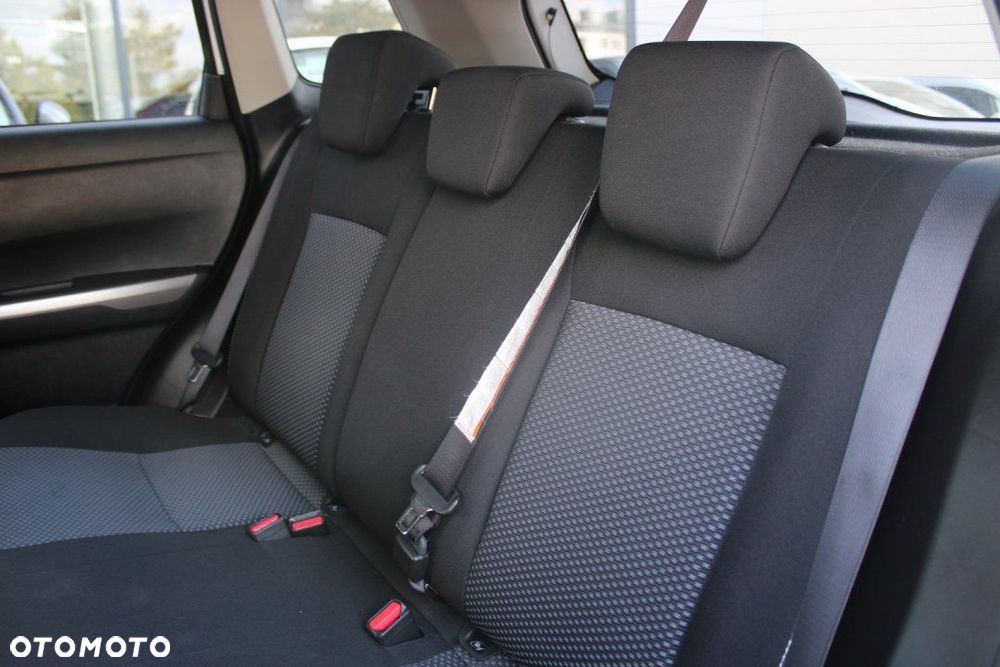 Suzuki Vitara - 17