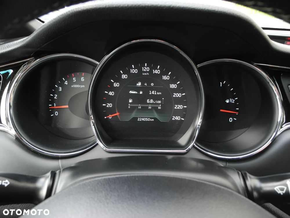 Kia Ceed 1.6 CRDi 136 ISG GT Line - 9