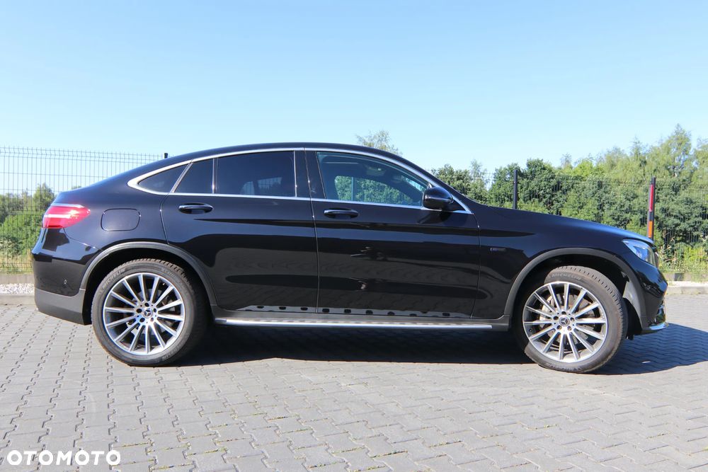 Mercedes-Benz GLC - 24