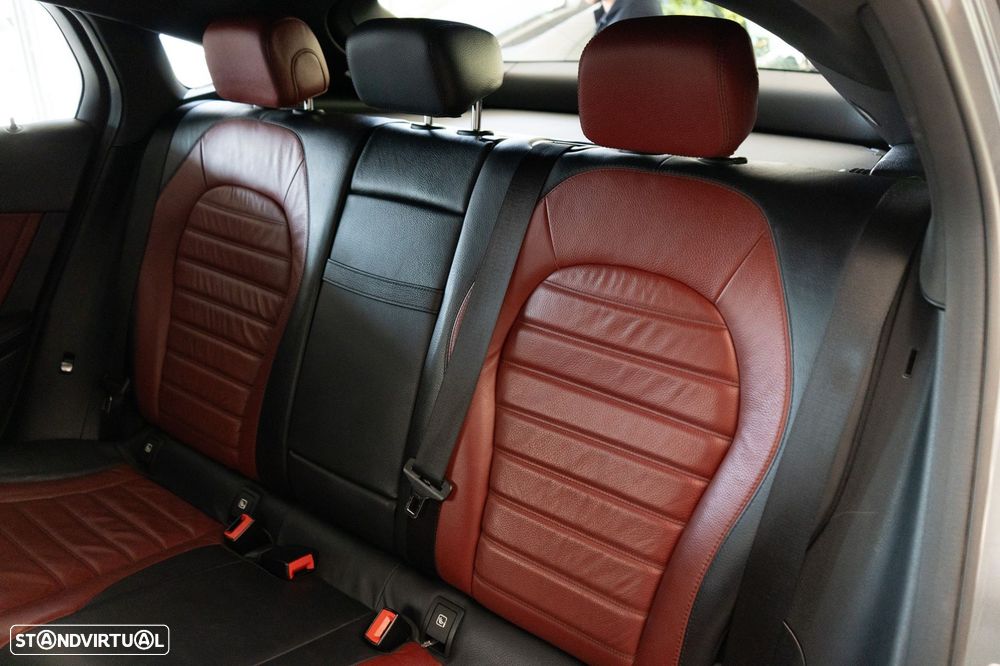 Mercedes-Benz GLC 350 e Coupé AMG Line 4-Matic - 11