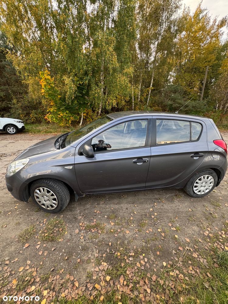 Hyundai I20 2011 photo 5