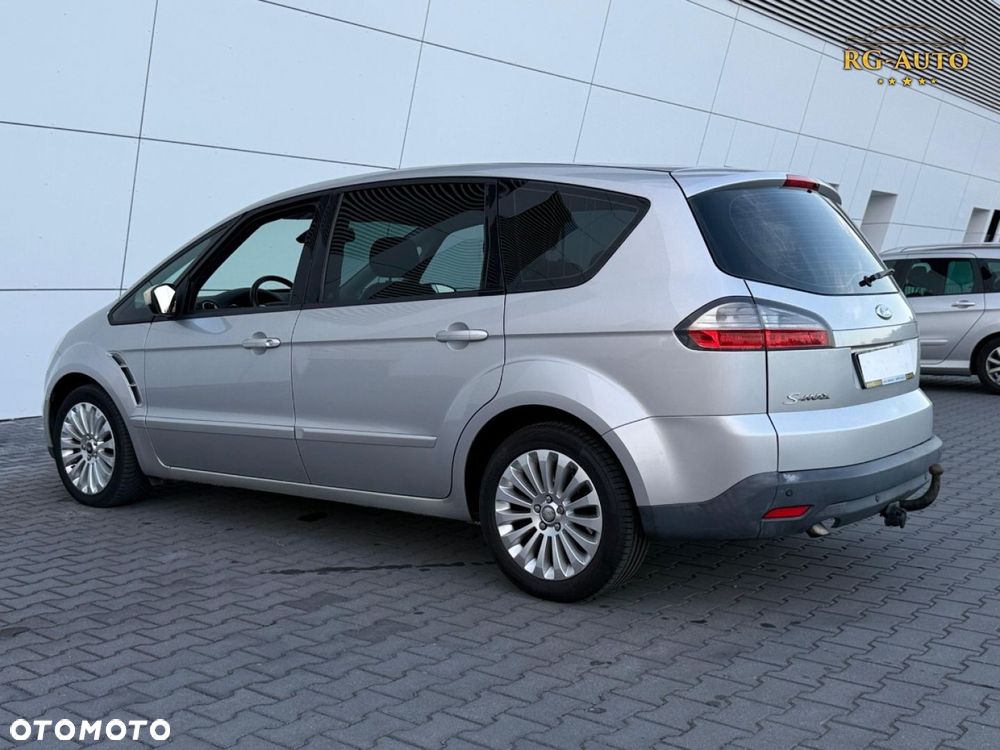 Ford S-Max - 8
