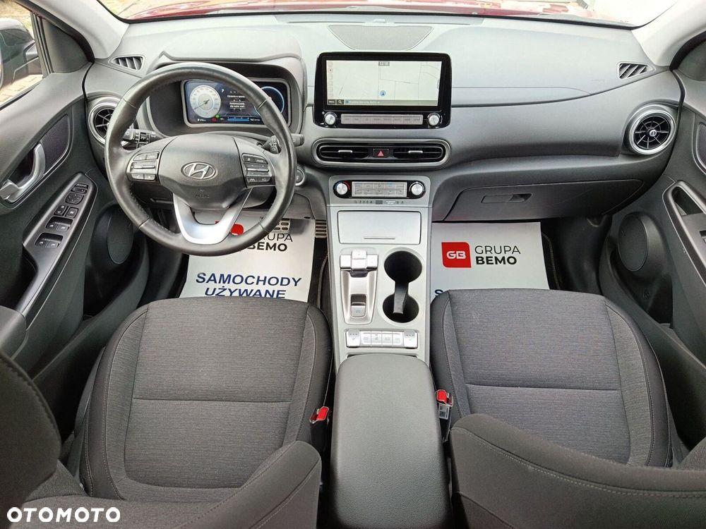 Hyundai Kona 64kWh Smart - 17