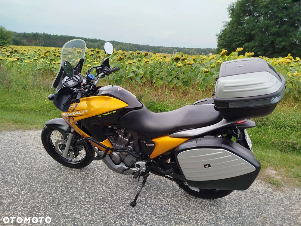 Honda Transalp - 9