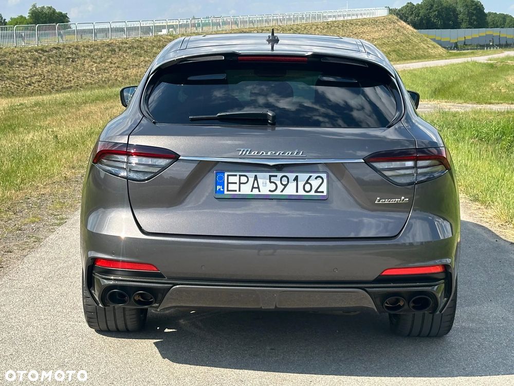 Maserati Levante Trofeo Q4 - 14