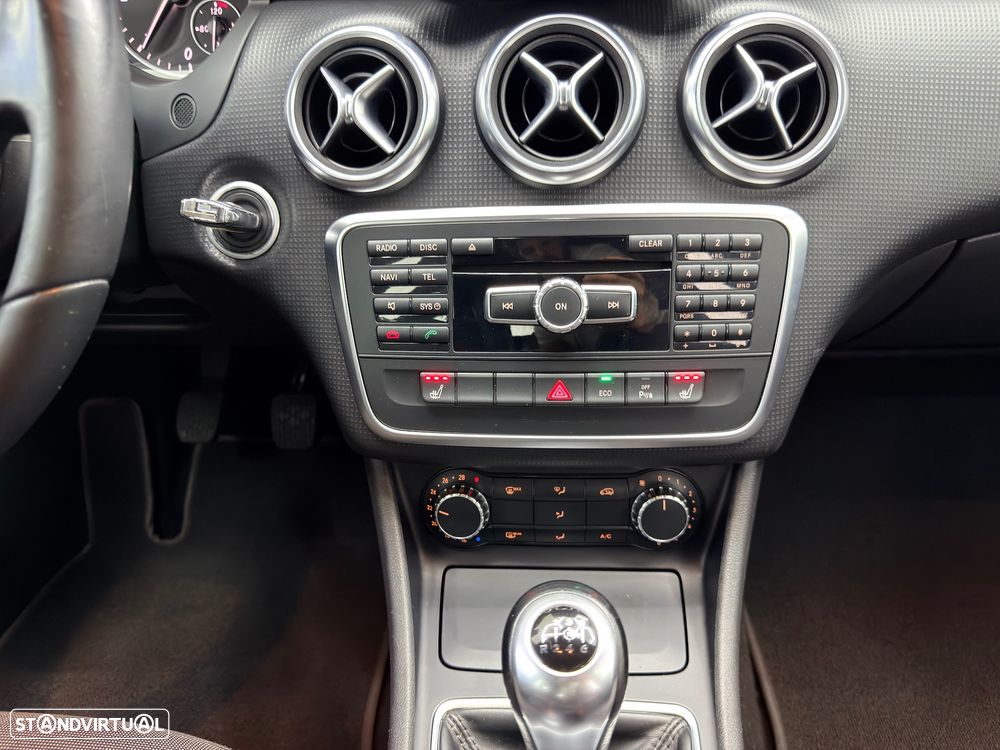Mercedes-Benz A 180 d BlueEFFICIENCY Edition - 27