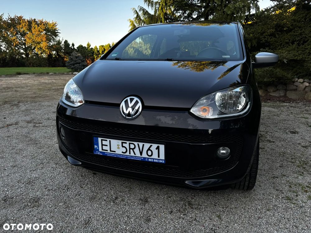 Volkswagen Up 2016 photo 3