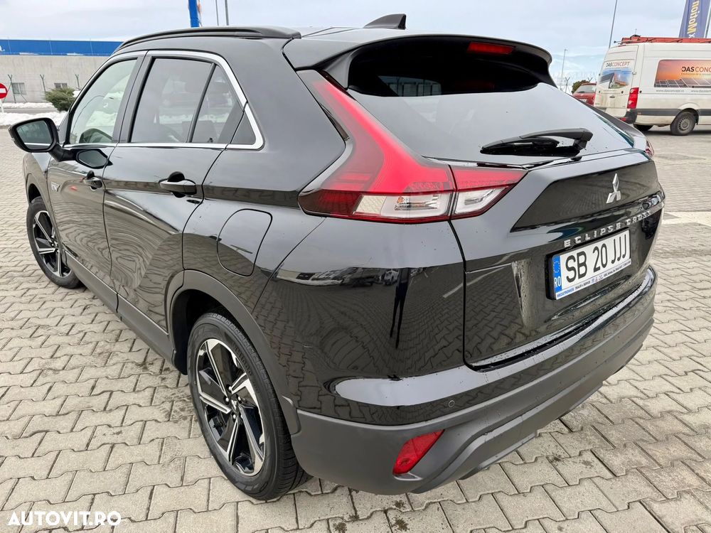 Mitsubishi Eclipse-Cross - 5