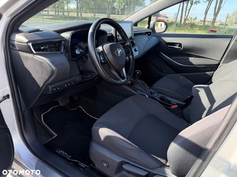 Toyota Corolla - 9