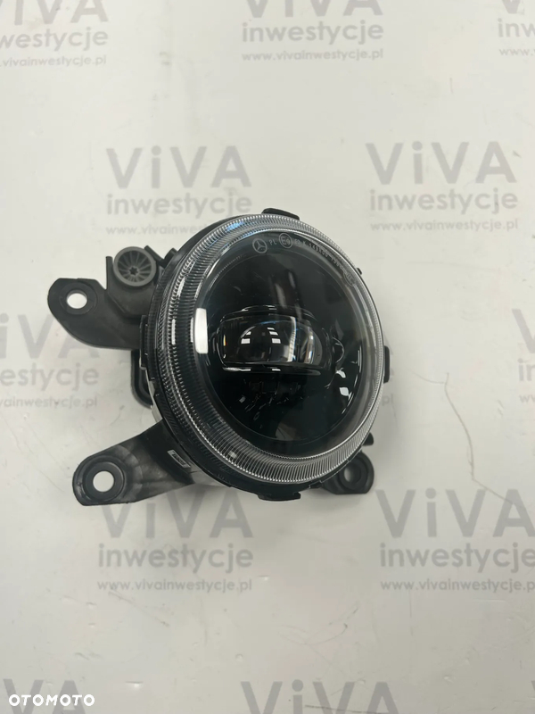 MERCEDES BENZ OE HALOGEN REFLEKTOR PRZECIWMGIELNY LEWY A9608204556