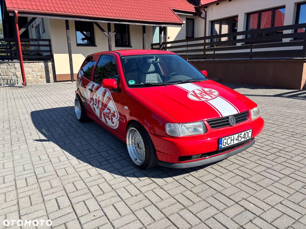 Volkswagen Polo - 2