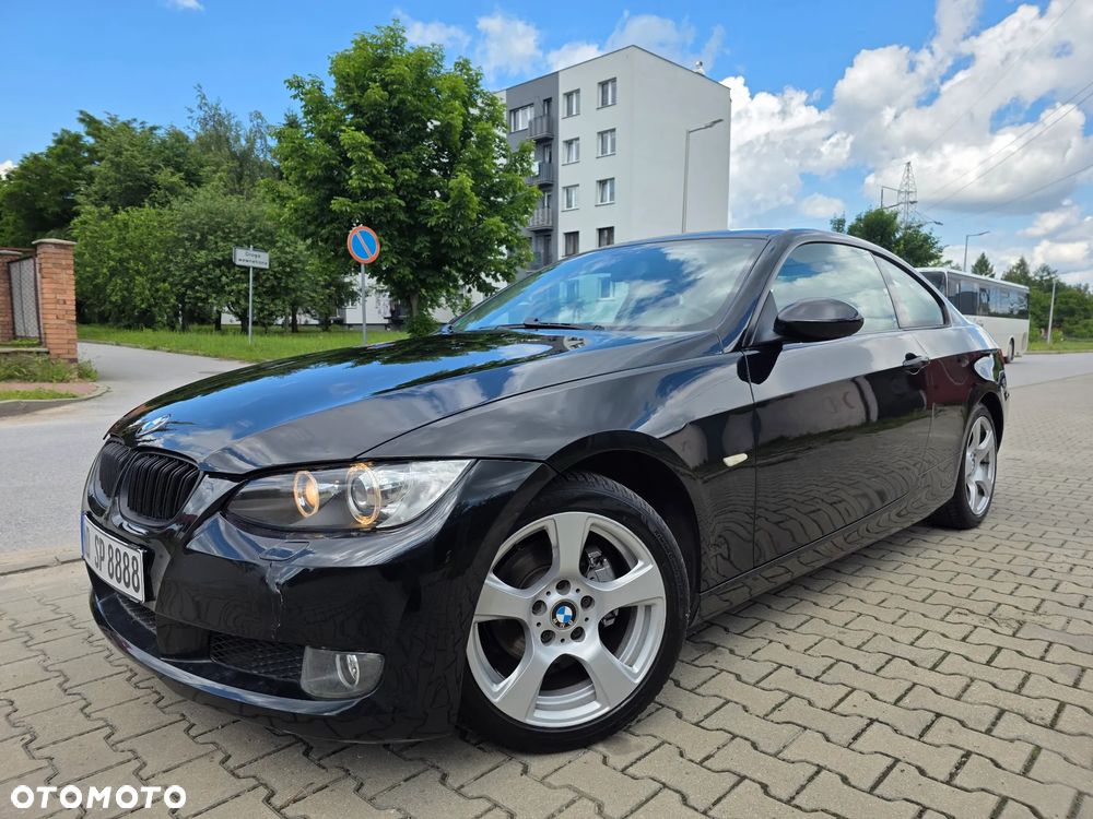 BMW Seria 3 320i Edition Exclusive - 37