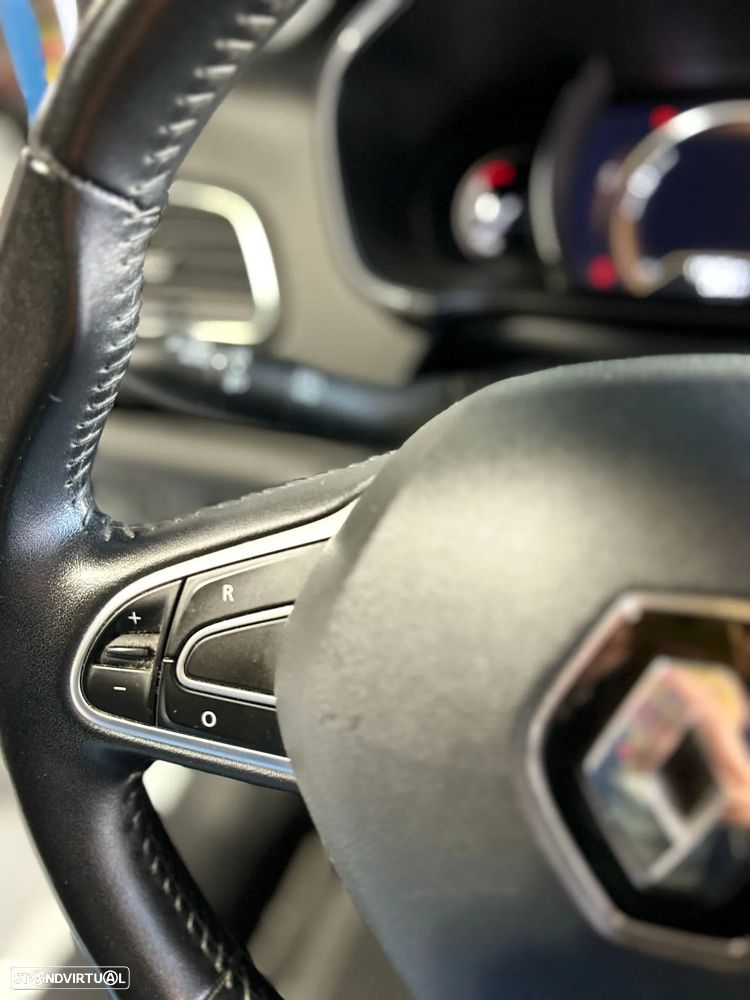 Renault Mégane - 16