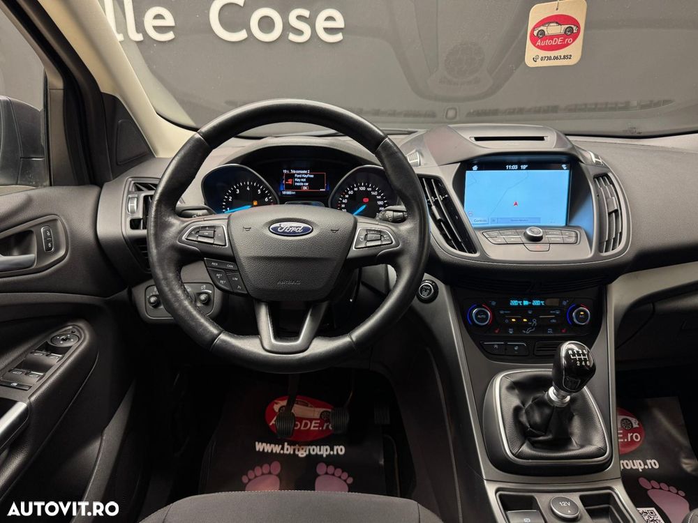 Ford Kuga - 9