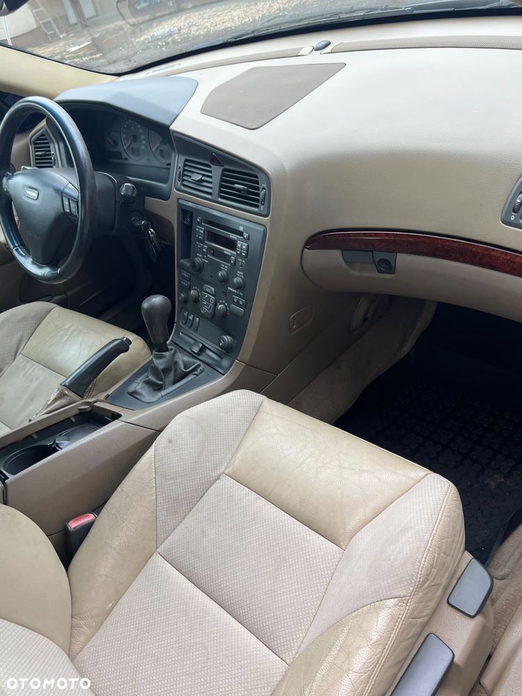 Volvo S60 2.4 Momentum - 7