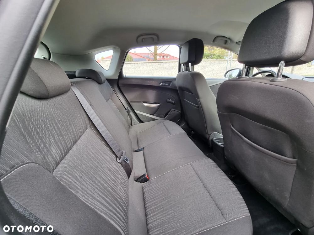 Opel Astra 1.4 T Enjoy S&S - 20