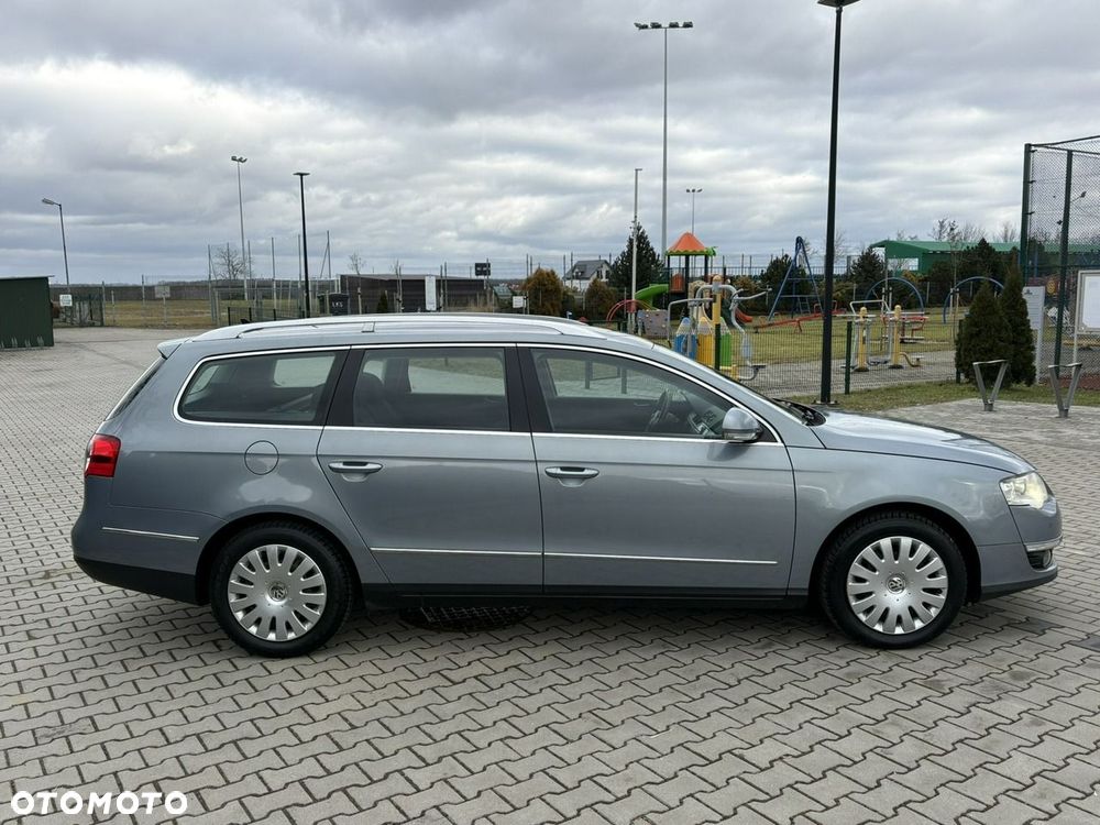 Volkswagen Passat - 8