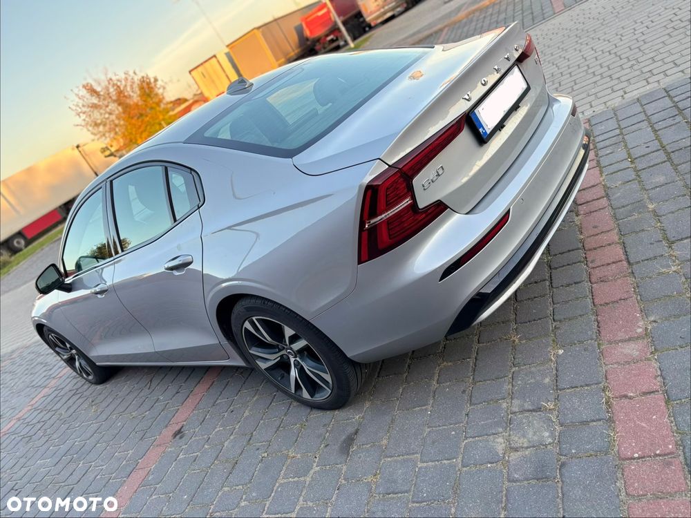 Volvo S60 - 4