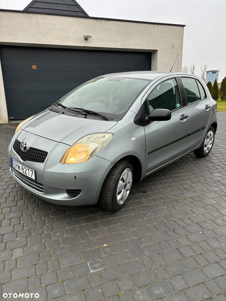 Toyota Yaris 1.0 Luna A/C - 1