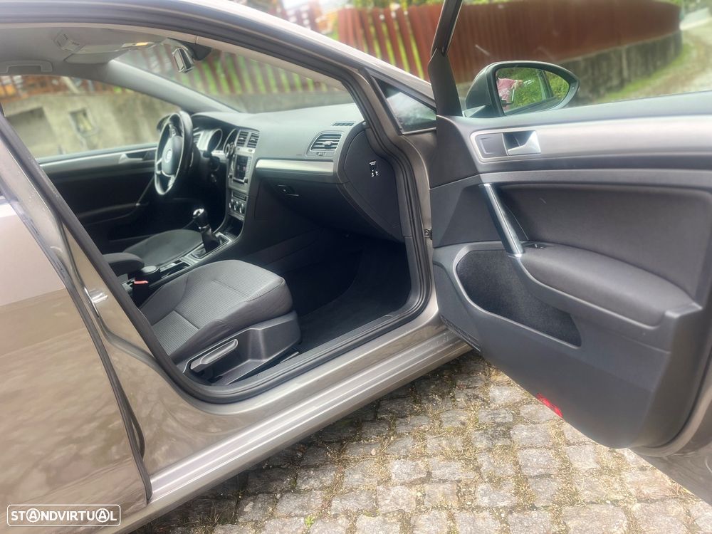 VW Golf Variant 1.6 TDi BlueMotion Comfortline - 12