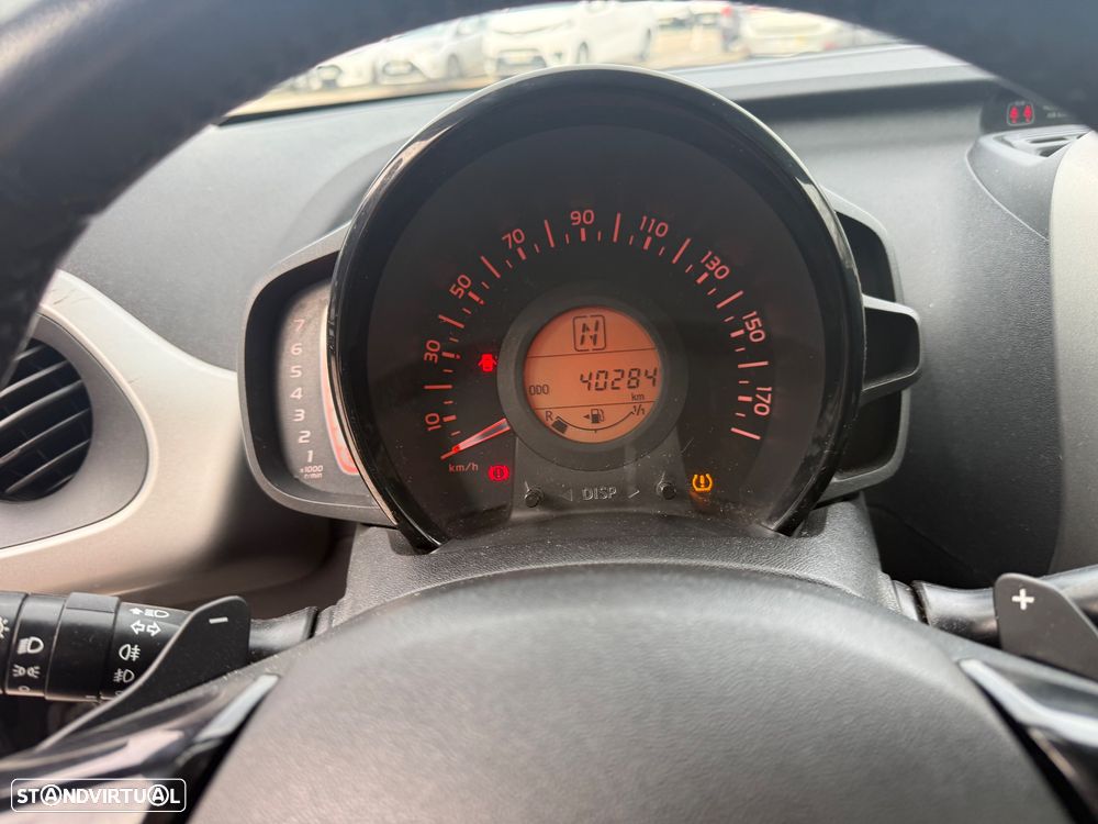 Toyota Aygo 1.0 X-Play Plus+X-Touch +TSS MM - 9