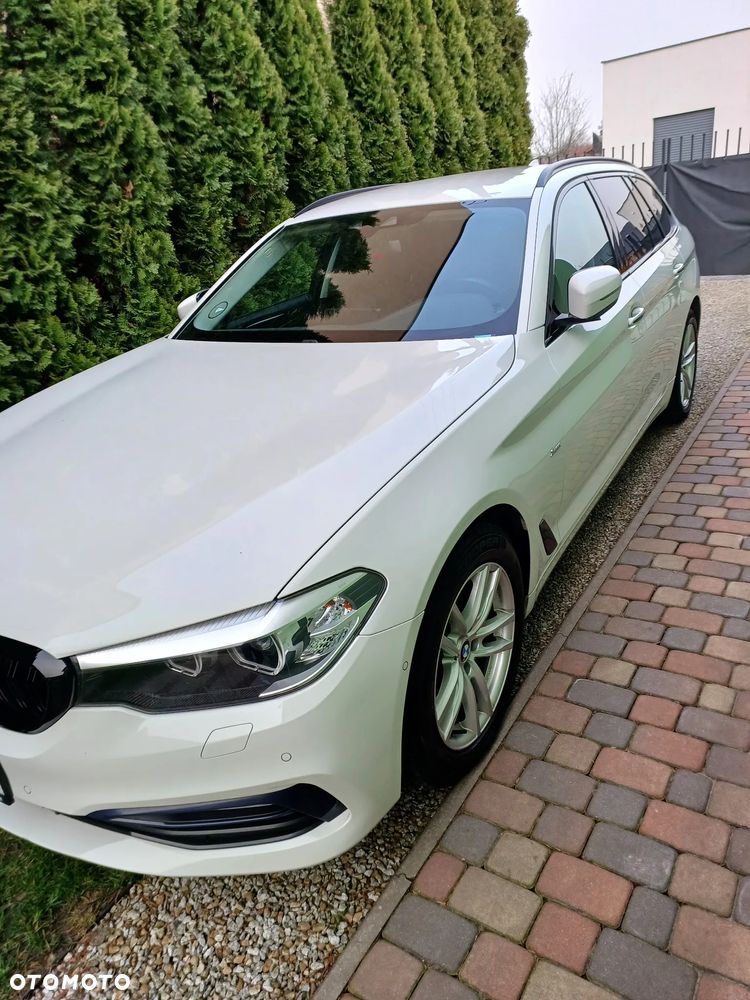 BMW Seria 5 520d xDrive Luxury Line sport - 5