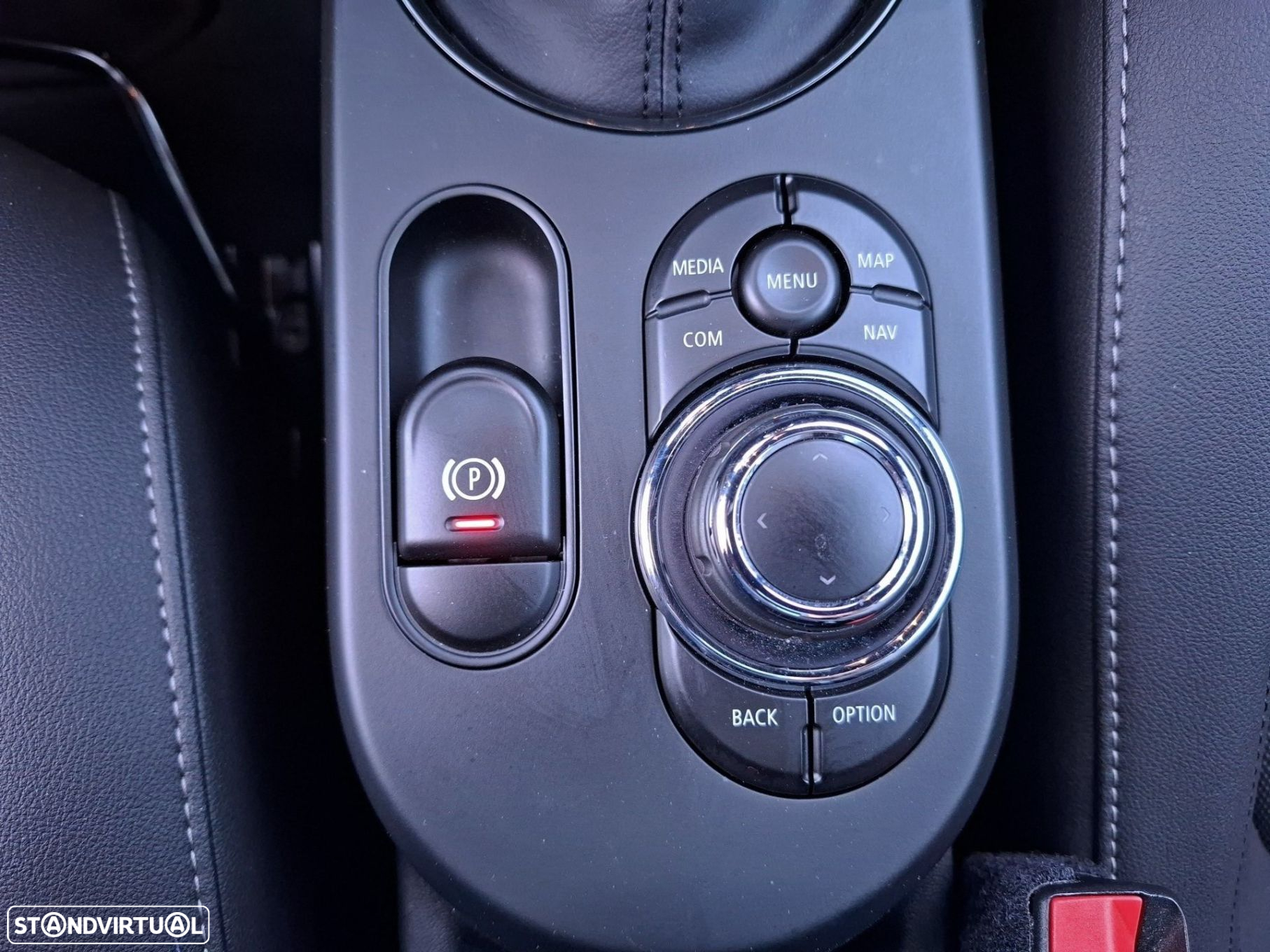 MINI 3 Portas Cooper SE Collection 2021 - 20