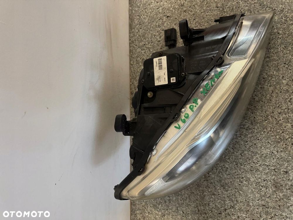 lampa prawy przód volvo v60 s60 ii 2011-2018 xenon 31420111 - 6