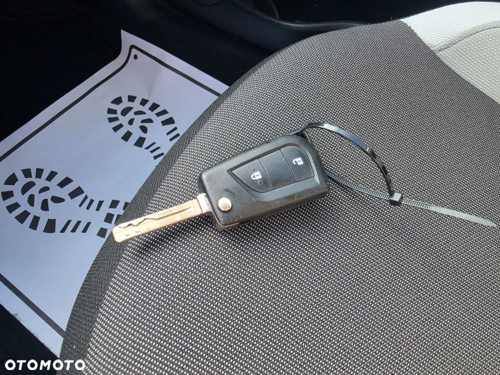 Toyota Aygo x-play touch - 30