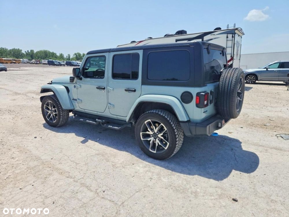 Jeep Wrangler - 4