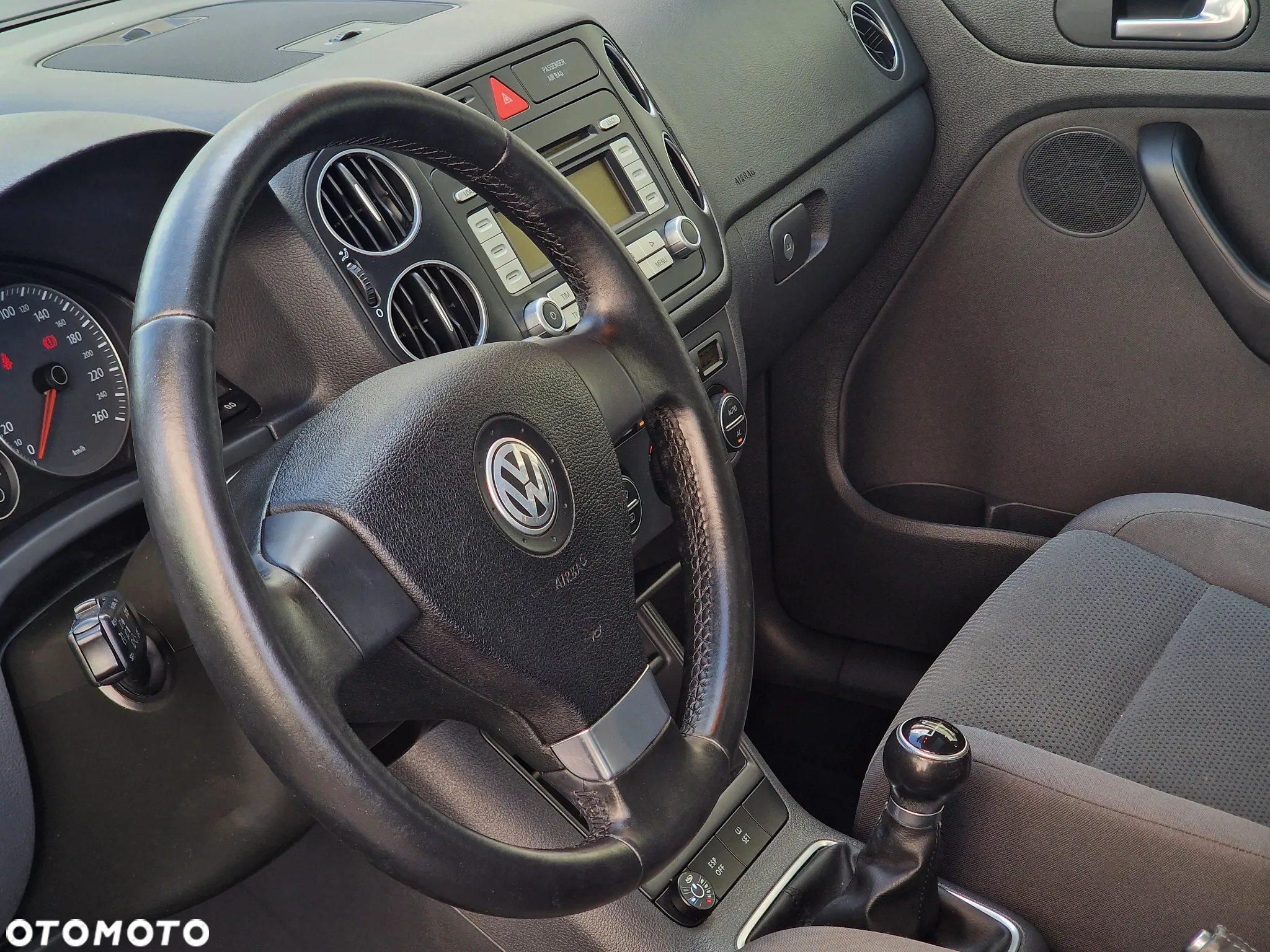 Volkswagen Golf - 20