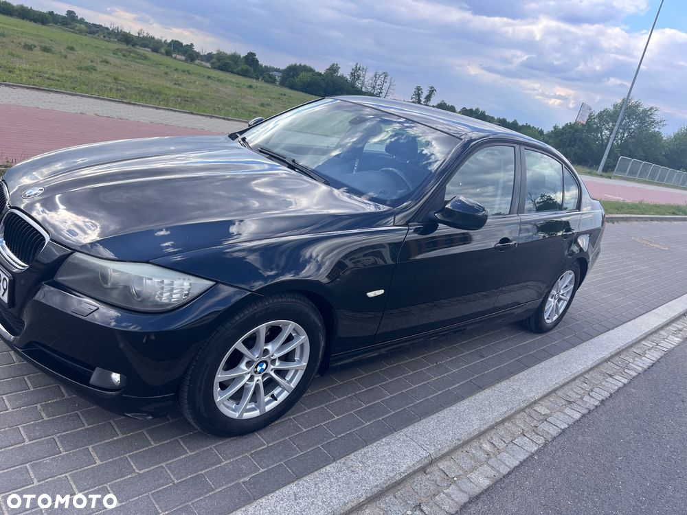 BMW Seria 3 318d - 3
