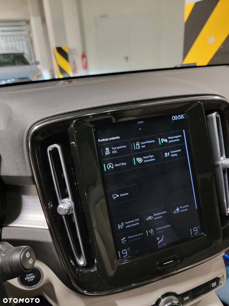 Volvo XC 40 D3 - 14