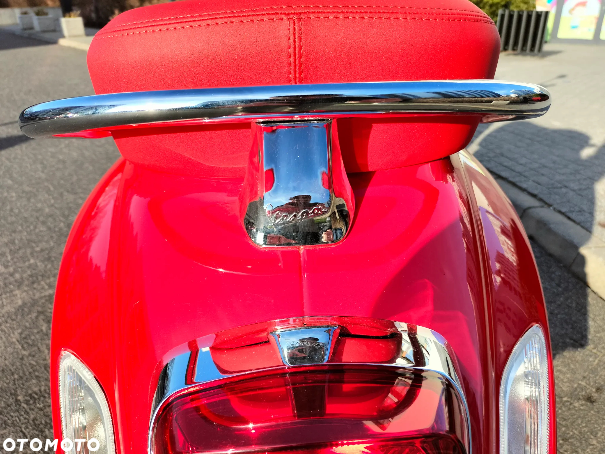 Piaggio Vespa - 10