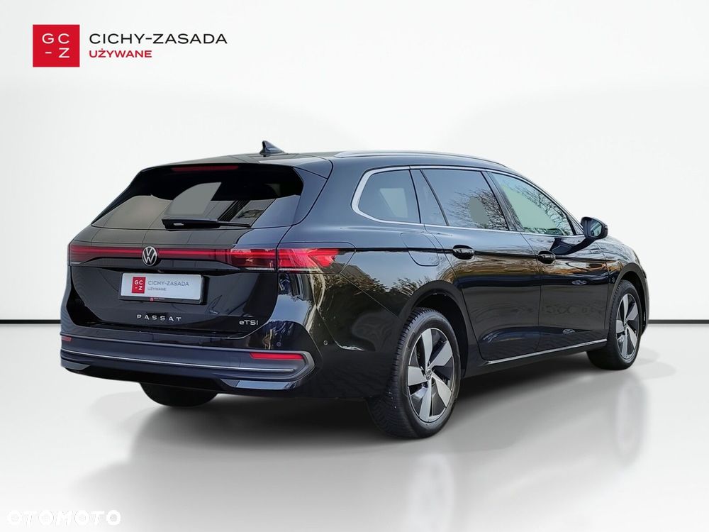 Volkswagen Passat Variant - 5