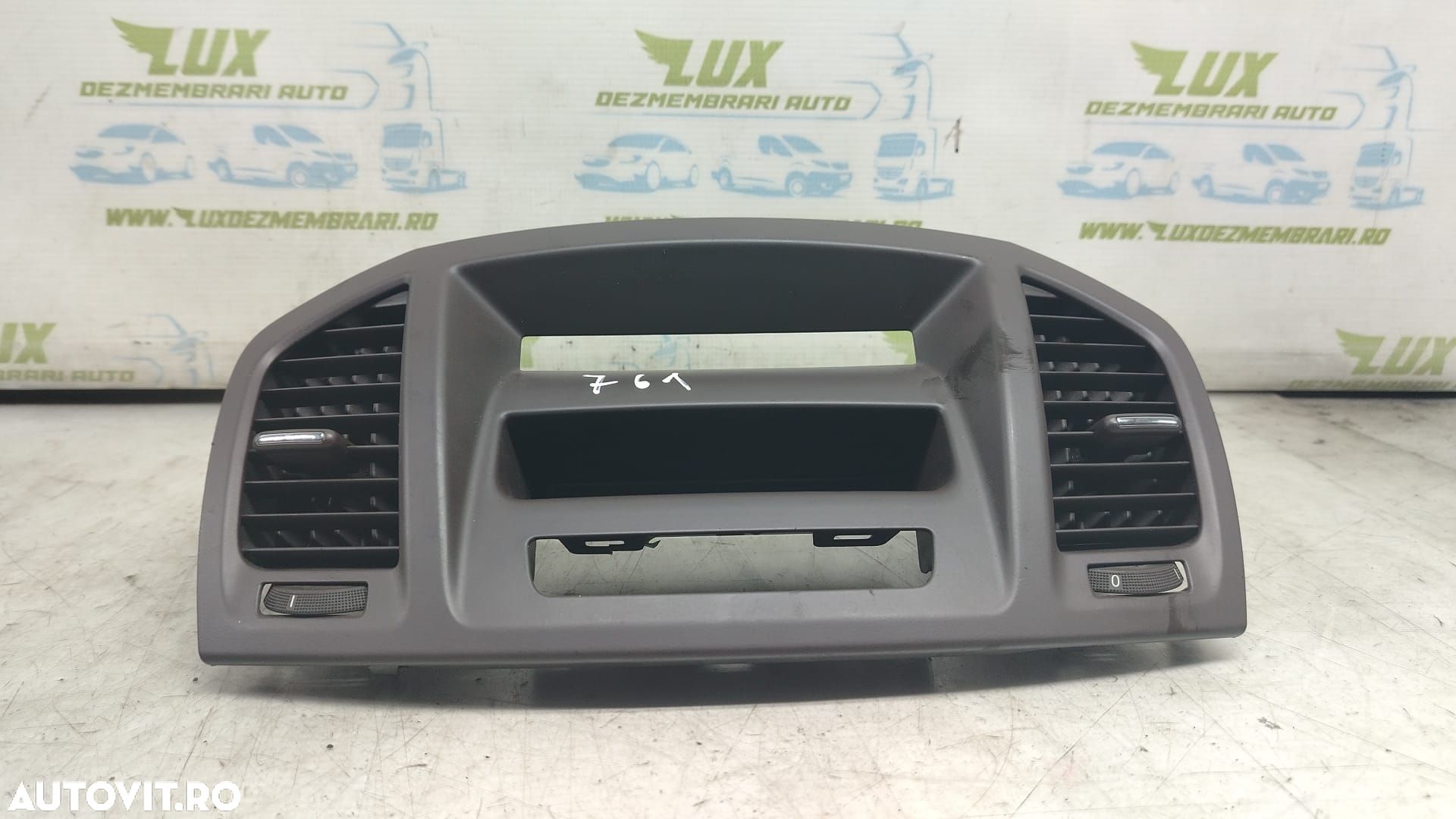 Grila ventilatie bord 13282236 Opel Insignia A [2008 - 2014] 2.0 cdti - 1